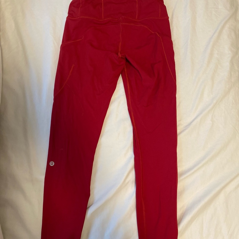 Red lulu leggings!!